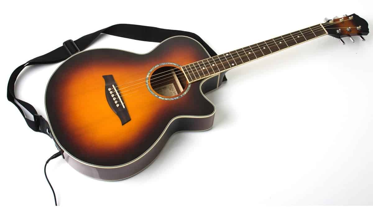 Can You Play an Electric Acoustic Guitar Without an Amp  