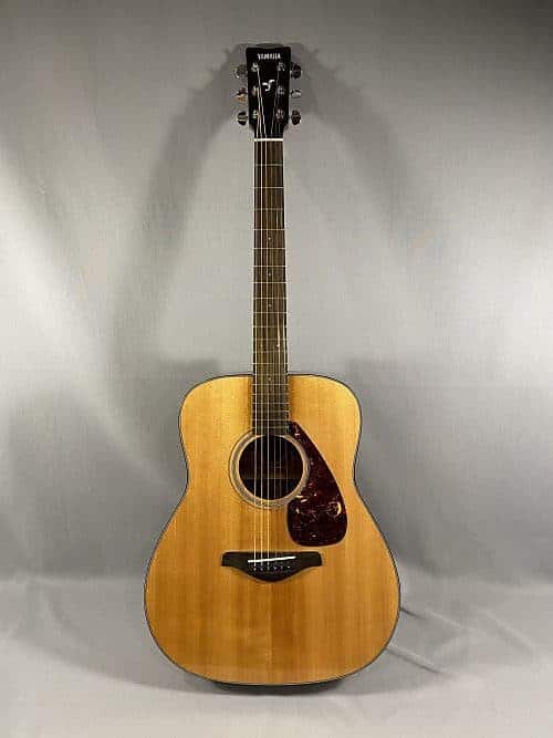 Best yamaha deals semi acoustic guitar