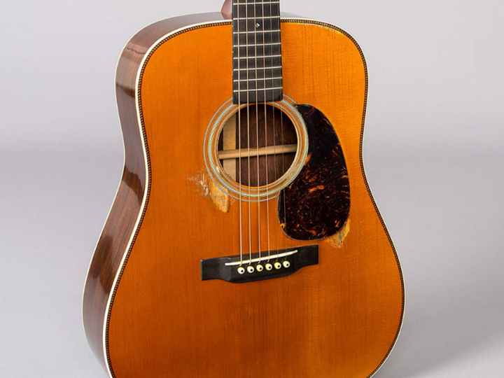 Gibson J-45 vs Martin D-28: Two Famous Dreadnoughts Compared