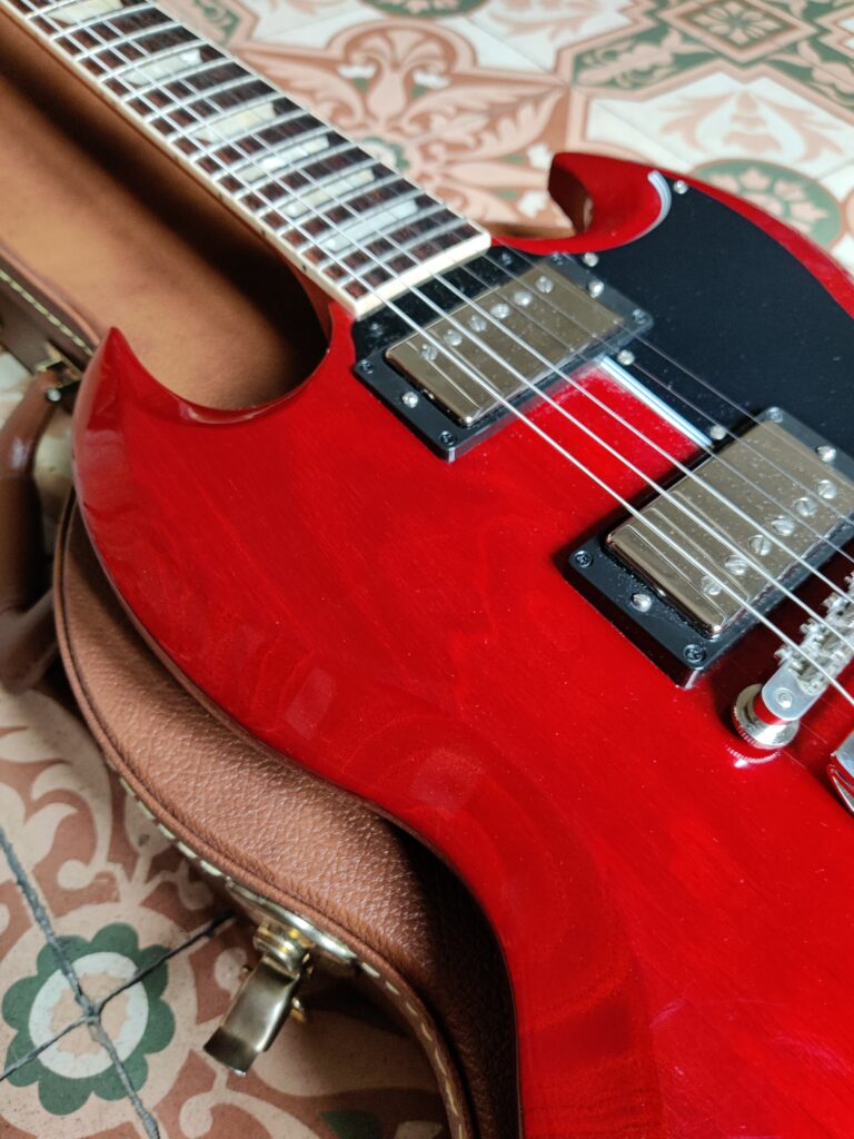 Gibson SG 61 reissue Maestro Vibrola